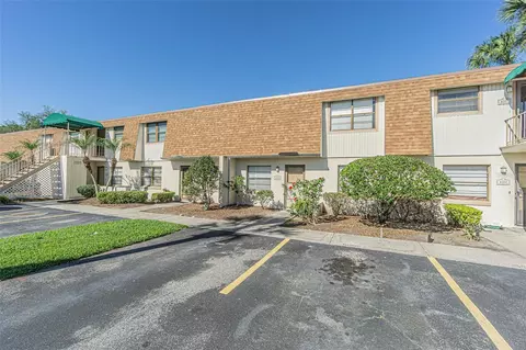 6004 Topher Trl #230-A, Mulberry, FL 33860