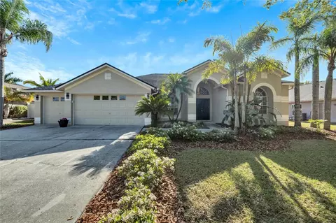 9229 Sunnyoak Dr, Riverview, FL 33569