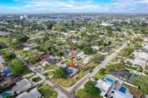 1590 Delaware Ave NE, Saint Petersburg, FL 33703