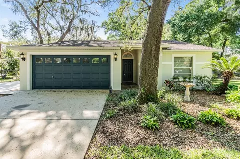 8609 Dee Cir, Riverview, FL 33569