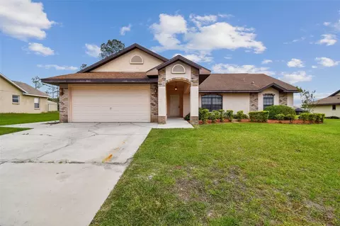 12326 Palm Ridge Dr, San Antonio, FL 33576