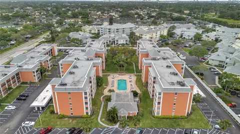 6800 20th Ave N #201, Saint Petersburg, FL 33710