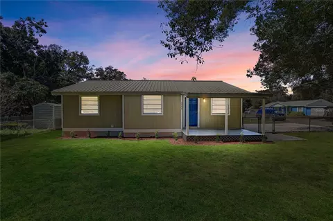 2501 Elm St, Seffner, FL 33584
