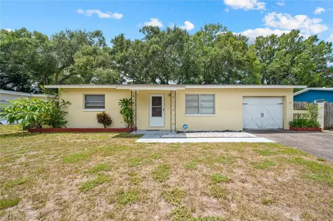 2934 Webley Dr, Largo, FL 33771