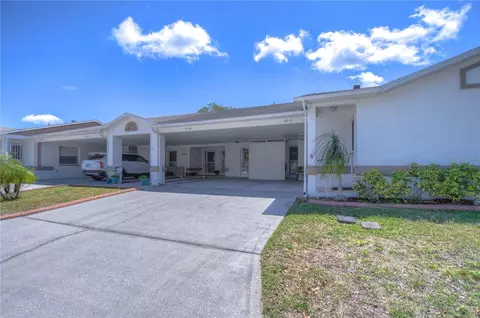 9218 Estrada Pl, New Port Richey, FL 34655