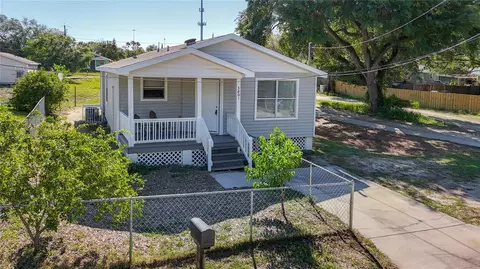 3801 Carroway St, Tampa, FL 33619