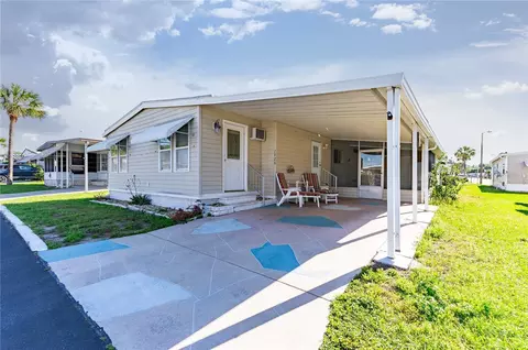 7028 El Torro St, Zephyrhills, FL 33541