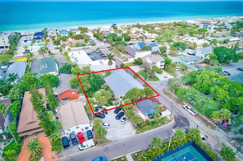 109 16th Ave N #10, Indian Rocks Beach, FL 33785