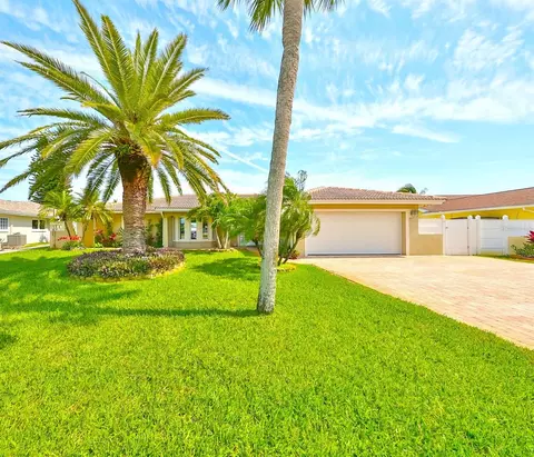 6429 Lake Sunrise Dr, Apollo Beach, FL 33572