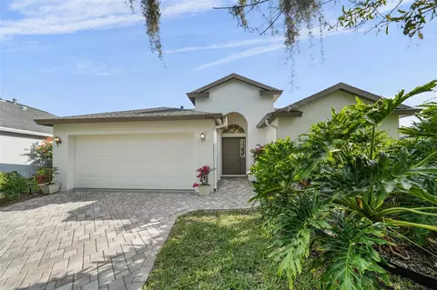 9936 Stockbridge Dr, Tampa, FL 33626