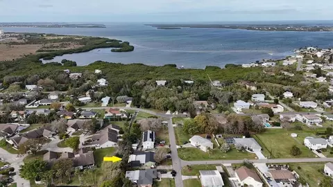 423 41st St W, Palmetto, FL 34221