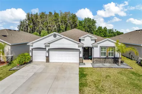 1449 Bering Rd, Wesley Chapel, FL 33543