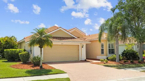 9077 Willowbrook Cir, Bradenton, FL 34212