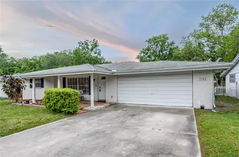7743 Raintree Dr, New Port Richey, FL 34653