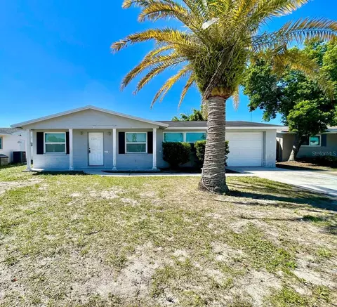 3308 Cincinnati Dr, Holiday, FL 34691