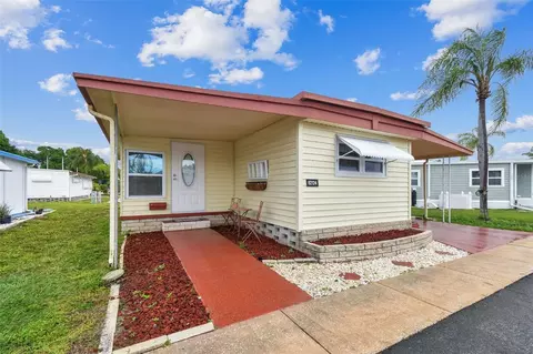 82124 B St N #124, Pinellas Park, FL 33781