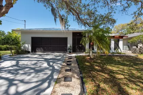 207 Timberlane Dr, Palm Harbor, FL 34683