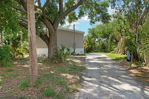 5928 Sussex Dr, Tampa, FL 33615