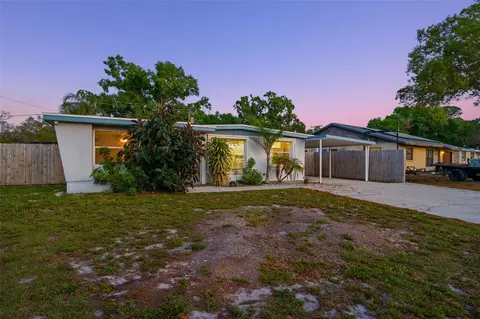 3731 Lokai Pl, Sarasota, FL 34232