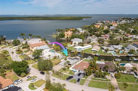 5623 Bayou Grande Blvd NE, Saint Petersburg, FL 33703