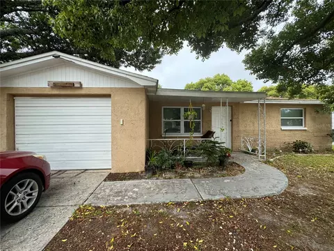 10039 Old Orchard Ln, Port Richey, FL 34668