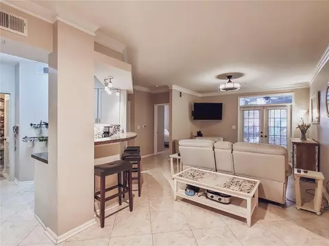 5107 Bay Club Cir #BLDG 5, Tampa, FL 33607