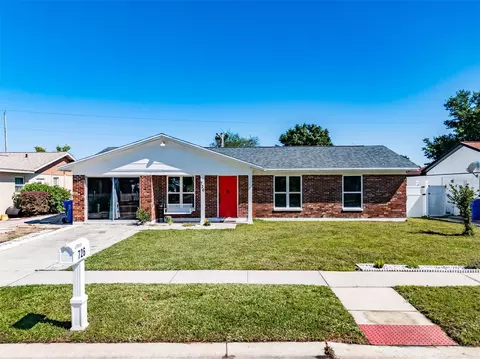 726 Tradewinds Dr, Brandon, FL 33511