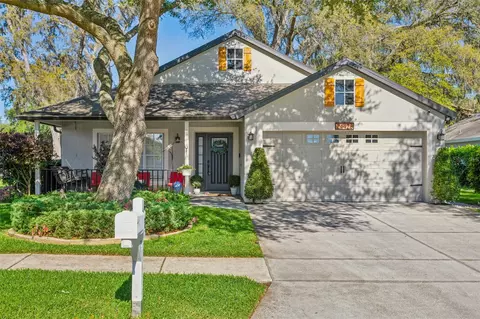 24428 Crosscut Rd, Lutz, FL 33559