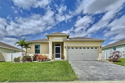 234 Tarpon Bay Blvd, Haines City, FL 33844