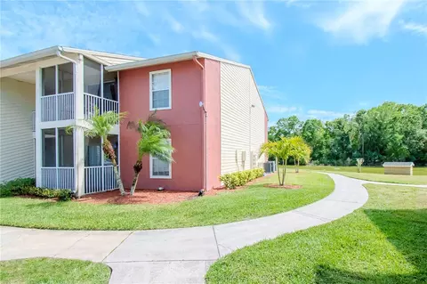 806 Lake Haven Sq #104, Brandon, FL 33511