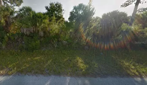 Hazelton Avenue, North Port, FL 34286