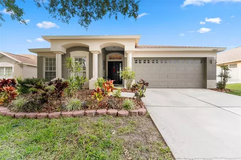 12827 Early Run Ln, Riverview, FL 33578