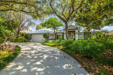 23733 Oakside Blvd, Lutz, FL 33559