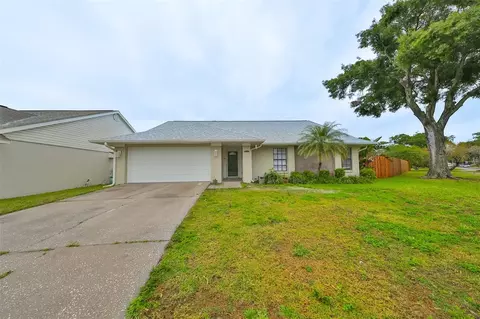 1932 Redbridge Dr, Brandon, FL 33511
