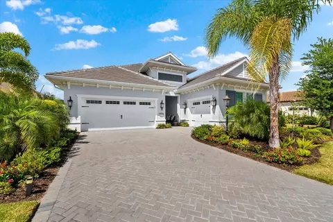 15511 Castle Park Ter, Lakewood Ranch, FL 34202