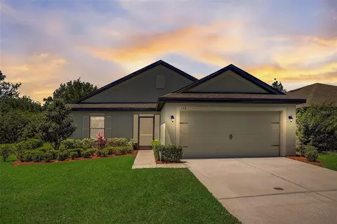 668 Chatham Walk Dr, Ruskin, FL 33570