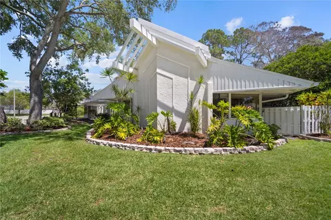 2980 Eastland Blvd, Clearwater, FL 33761