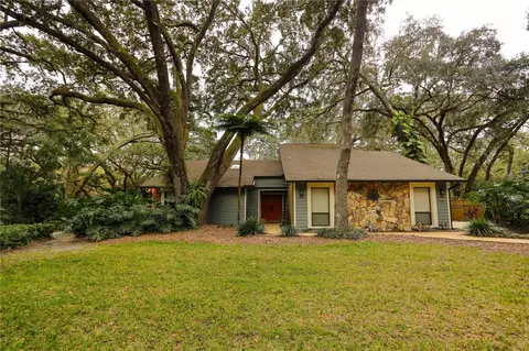 2503 High Oaks Ln, Lutz, FL 33559