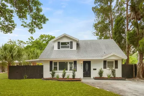 5816 Woodrow Wilson Blvd NE, Saint Petersburg, FL 33703
