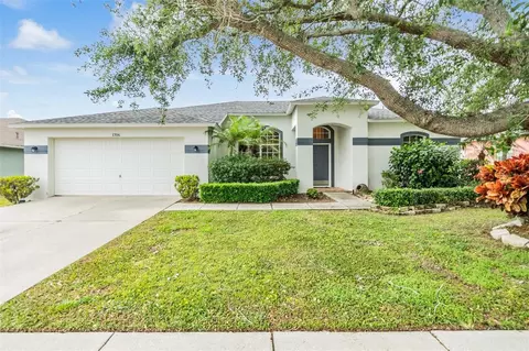 1706 Honey Ridge Pl, Valrico, FL 33594