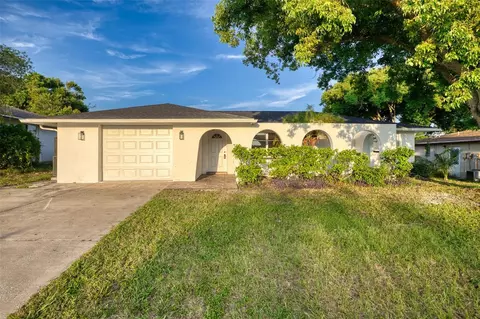 3634 Odom Dr, New Port Richey, FL 34652
