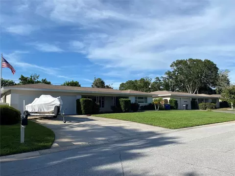 2012 Kenmoore Dr, Clearwater, FL 33764