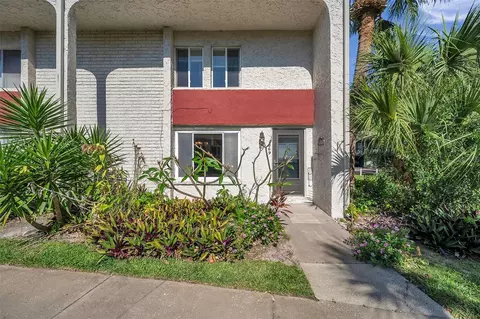 1869 Pine Cone Cir, Clearwater, FL 33760