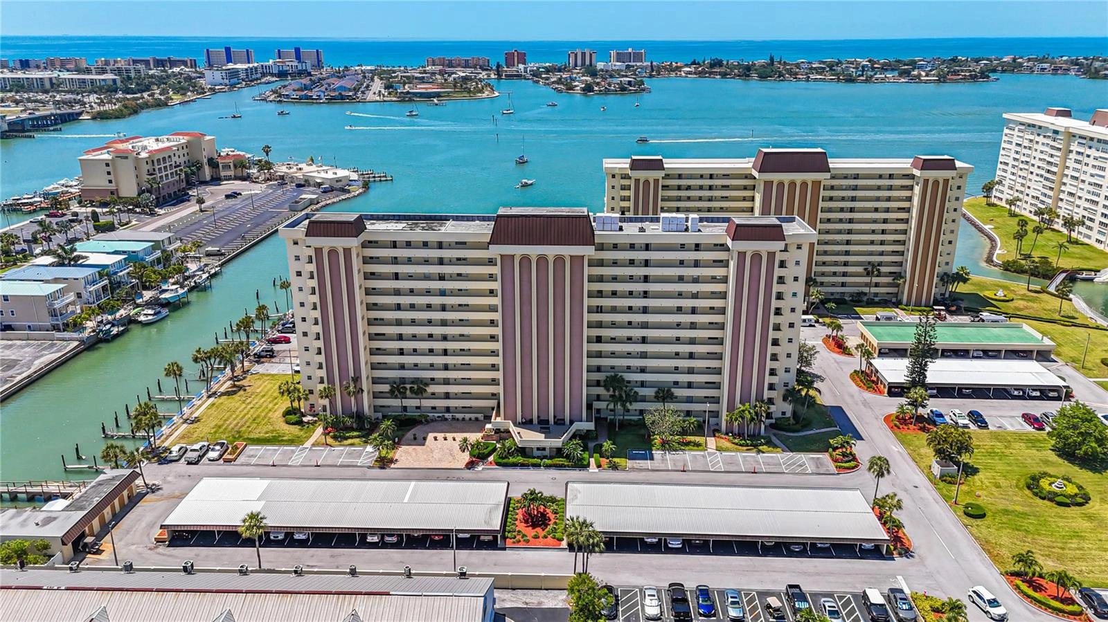 4550 Cove Cir Unit 804  