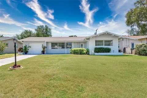 2161 Pine Ridge Dr, Clearwater, FL 33763