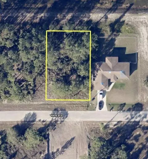 1011 Kaye St E, Lehigh Acres, FL 33974