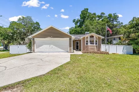 201 Arlington Ave E, Oldsmar, FL 34677