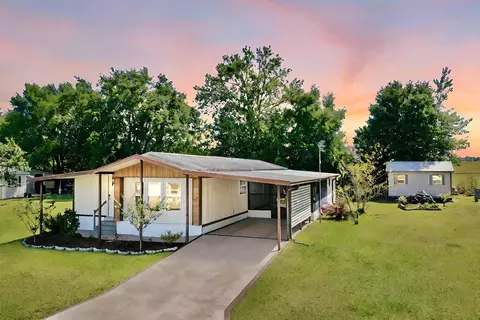 10034 Hamp Dr, Dade City, FL 33525