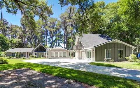 3527 Saddle Back Ln, Lutz, FL 33548