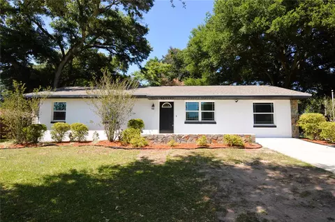 40247 Trotter Ln, Dade City, FL 33525